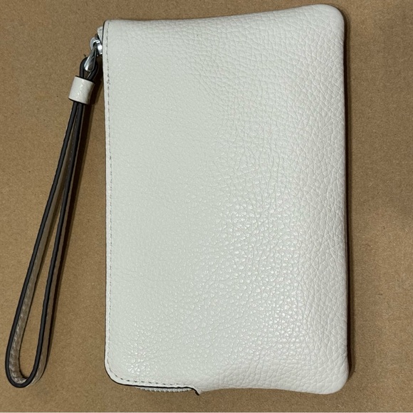 NWT Coach corner zip wristlet Boardwalk specials - Picture 5 of 6